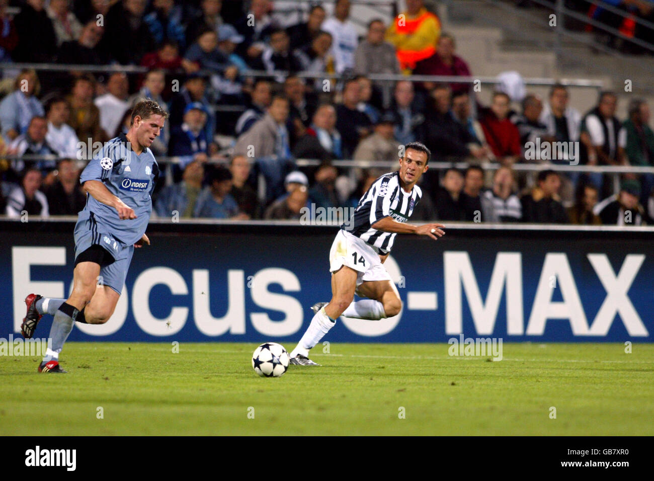 Football - Ligue des Champions - Groupe F - Olympique de Marseille v  Partizan Belgrade Photo Stock - Alamy