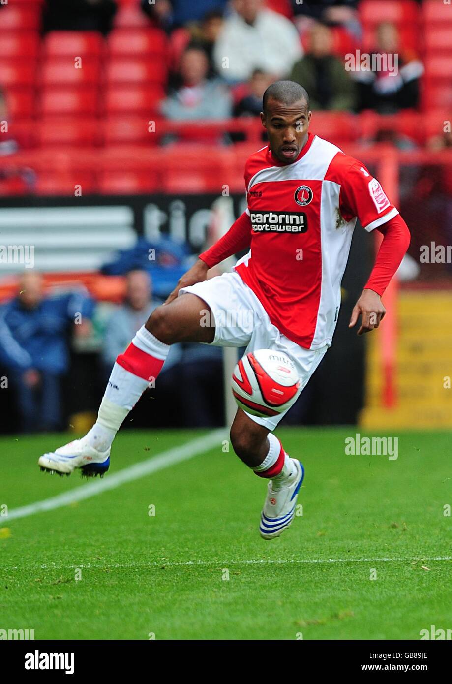 Football - Coca-Cola football Championship - Charlton Athletic v Burnley - The Valley. Yassin Moutaouakil, Charlton Athletic Banque D'Images