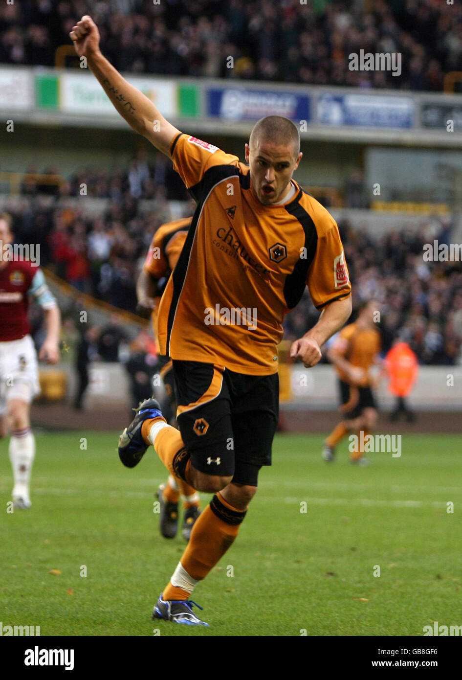 Football - Championnat de la ligue de football Coca-Cola - Wolverhampton Wanderers v Burnley - Stade Molineux.Michael Kanderers, de Wolverhampton Wanderers, célèbre son premier but du match Banque D'Images