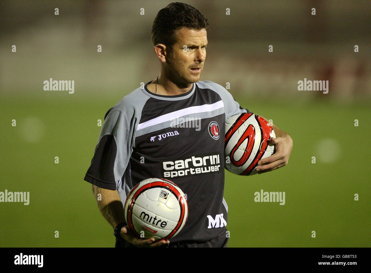 Soccer - coupe combinée totesportcasino.com - Groupe B - Charlton Athletic / Ipswich Town - Stonebridge Road.Mark Kinsella, entraîneur de l'équipe de réserve de Charlton Athletic Banque D'Images