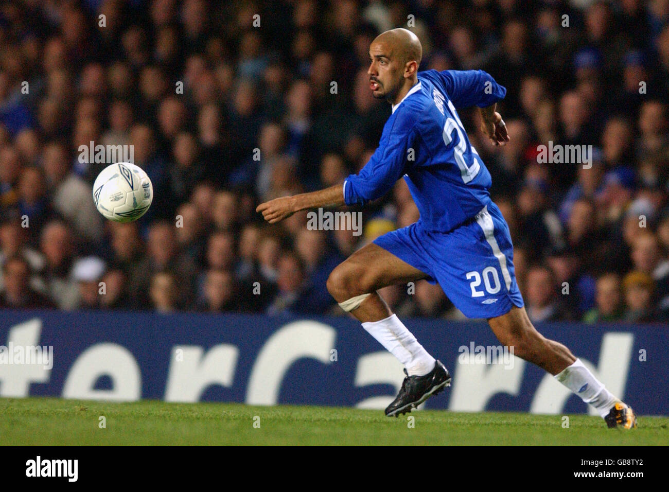 Football - Ligue des champions de l'UEFA - Groupe G - Chelsea / Lazio.Juan Sebastian Veron, Chelsea Banque D'Images