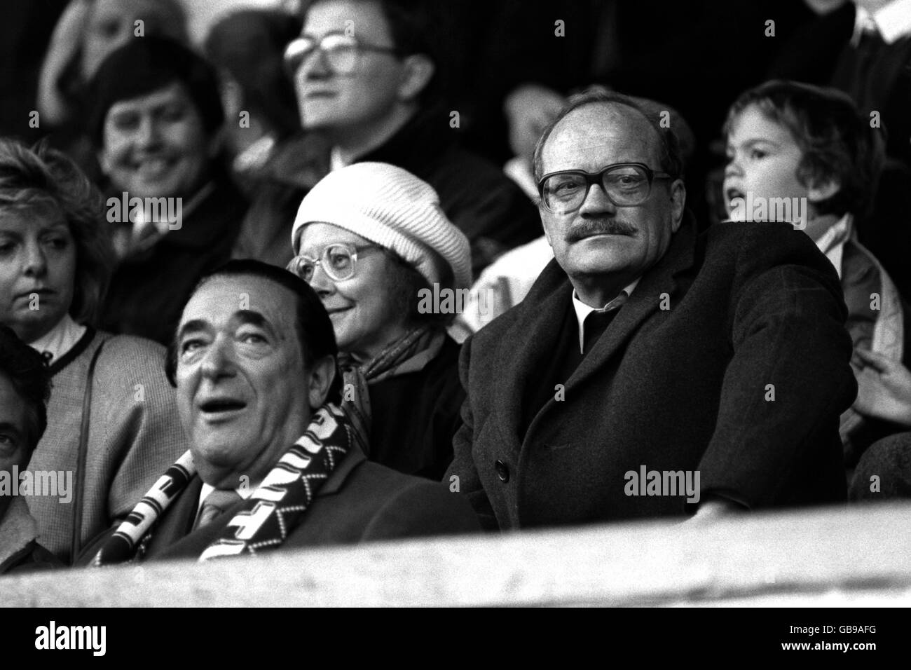 ROBERT MAXWELL ET LIONEL PICKERING AU COMTÉ DE CHELSEA V. X1 Banque D'Images