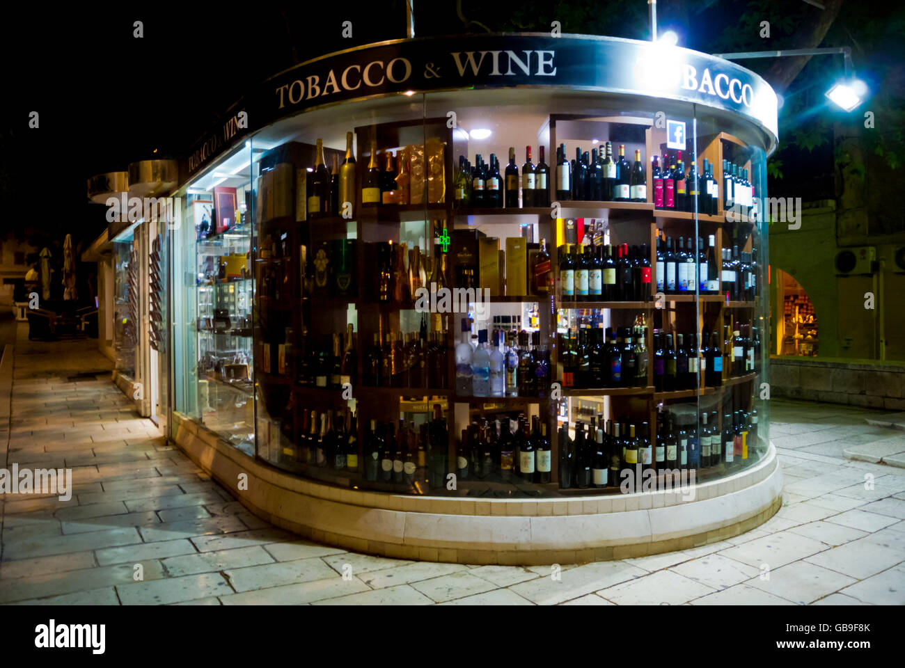 Le tabac, l'alcool du vin, boutique, Split, Dalmatie, Croatie Banque D'Images