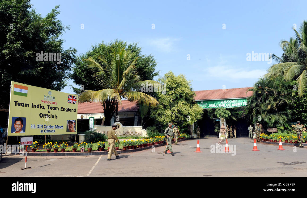 Les gardes à l'extérieur de l'Angleterre - Cricket - Hotel Bhubaneswar - Inde Banque D'Images