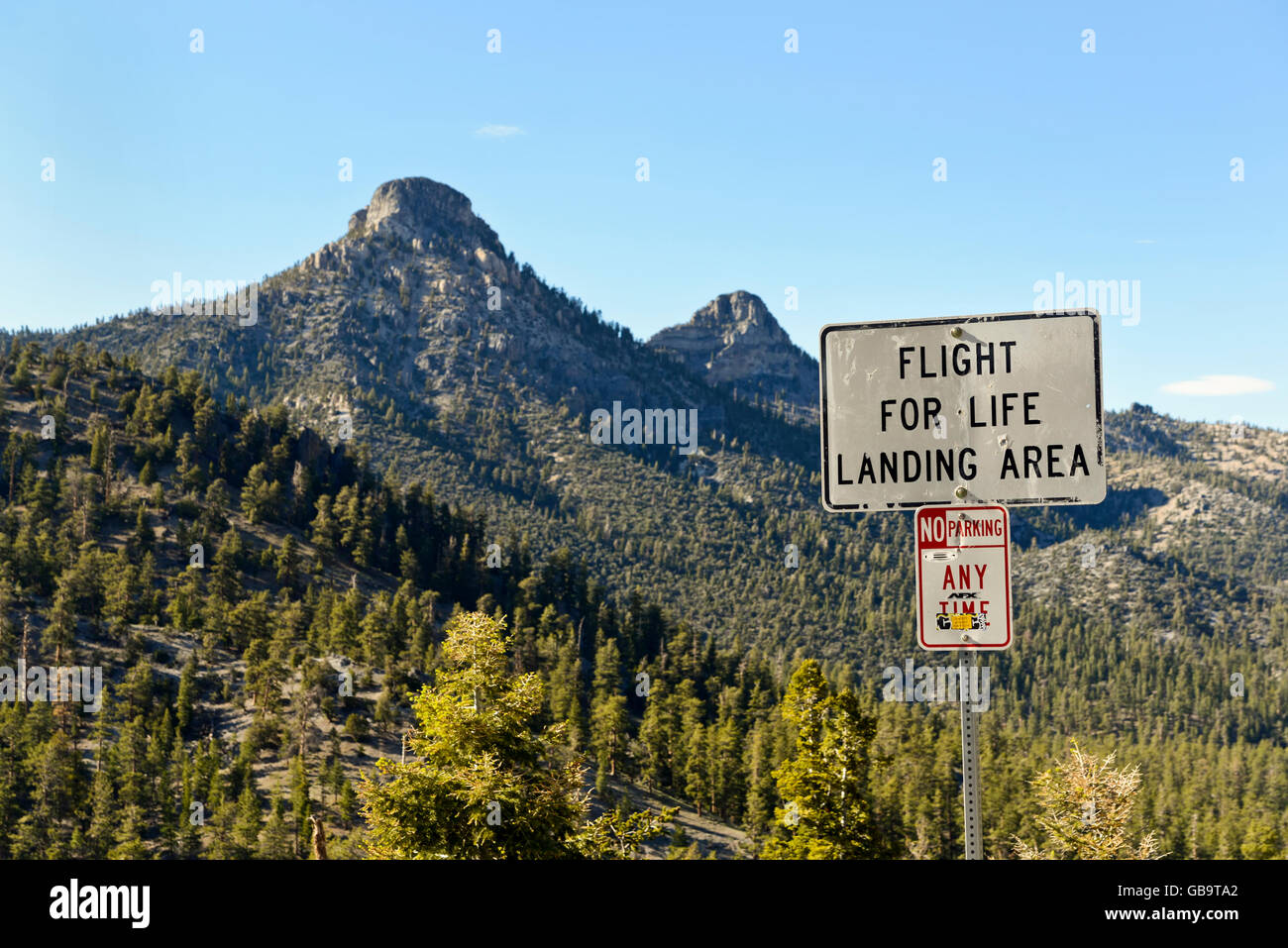 Un signe pour le 'Vol de vie" l'atterrissage sur le Mont Charleston, Las Vegas, Nevada Banque D'Images
