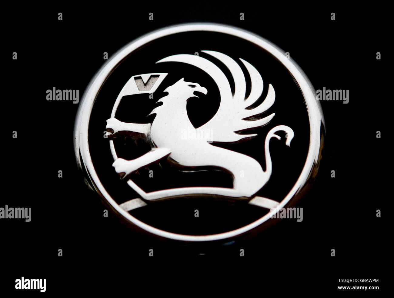 Vauxhall stock.L'insigne de Vauxhall sur une voiture Vauxhall Vectra à Cambridge, Cambridgeshire. Banque D'Images