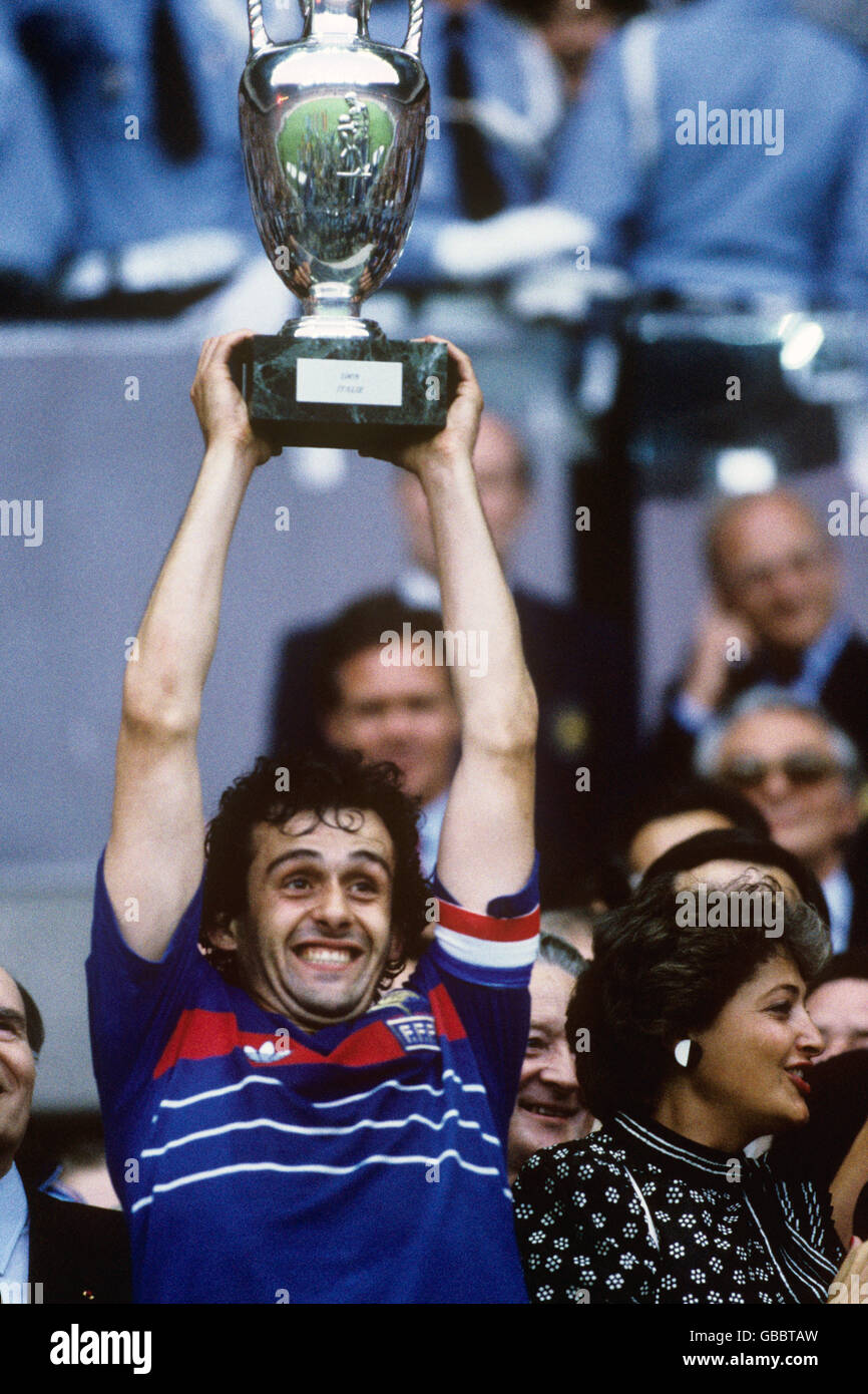 Soccer - Championnat d'Europe 1984 - Final - France / Espagne - Parc des  Princes Photo Stock - Alamy