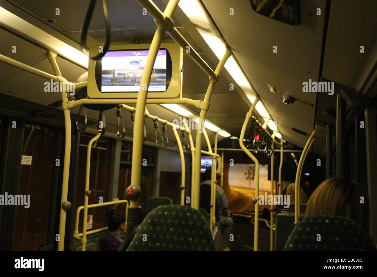 Image générique d'un bus de correspondance de vol à l'aéroport de Heathrow. Banque D'Images