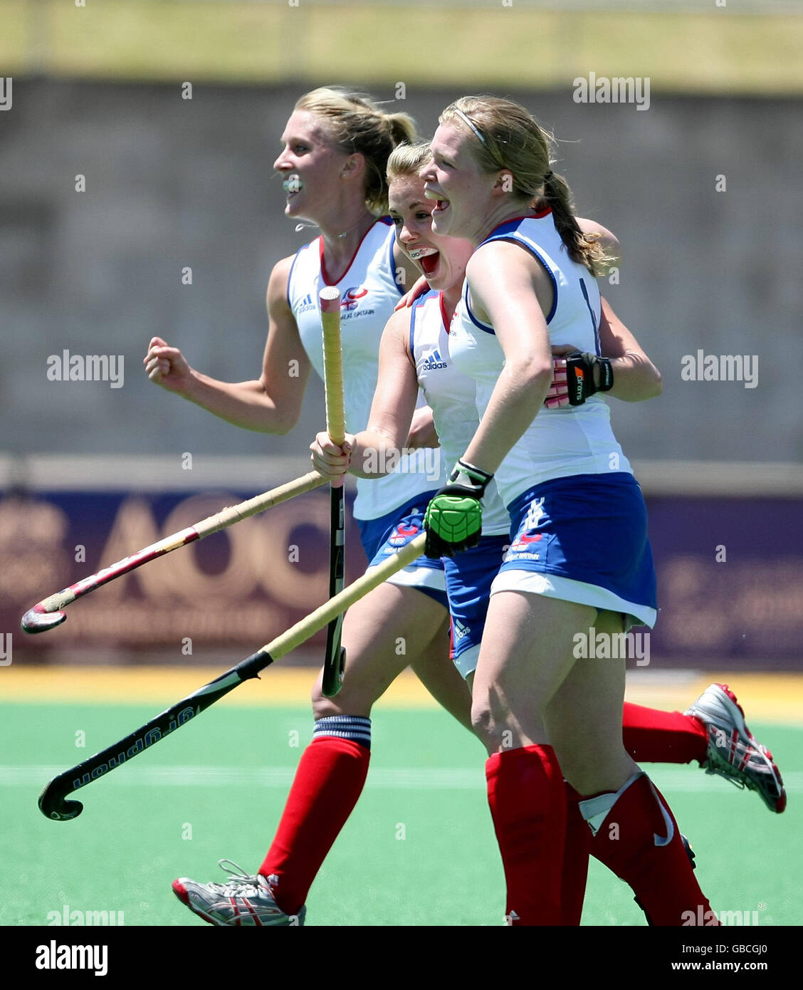 Grande-Bretagne fêtez un but lors de la finale du Womens Hockey Australie contre Grande-Bretagne au Festival olympique de la jeunesse australienne, Parc olympique de Sydney, 18-01-09 Banque D'Images