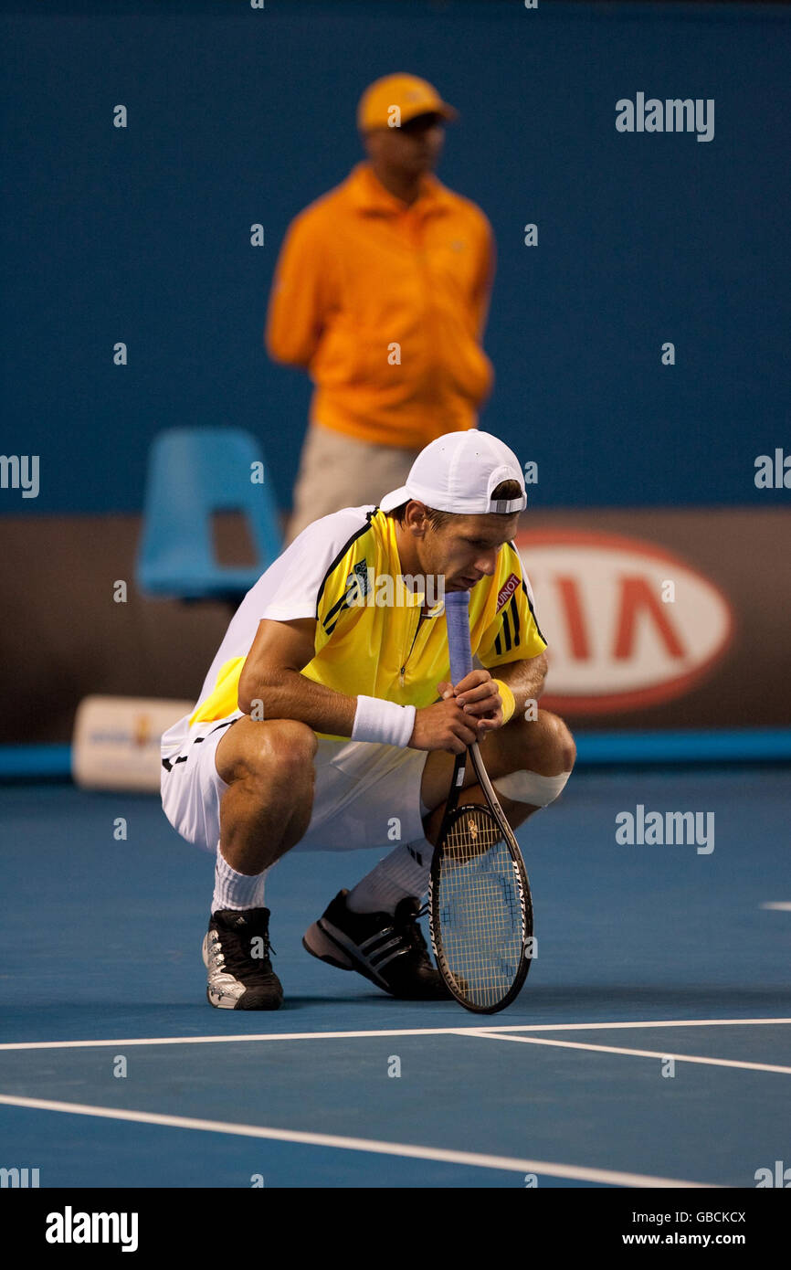 Jurgen Melzer, en Autriche, ressent la pression contre Andy Murray, en Grande-Bretagne, lors de l'Open d'Australie 2009 à Melbourne Park, Melbourne, en Australie. Banque D'Images