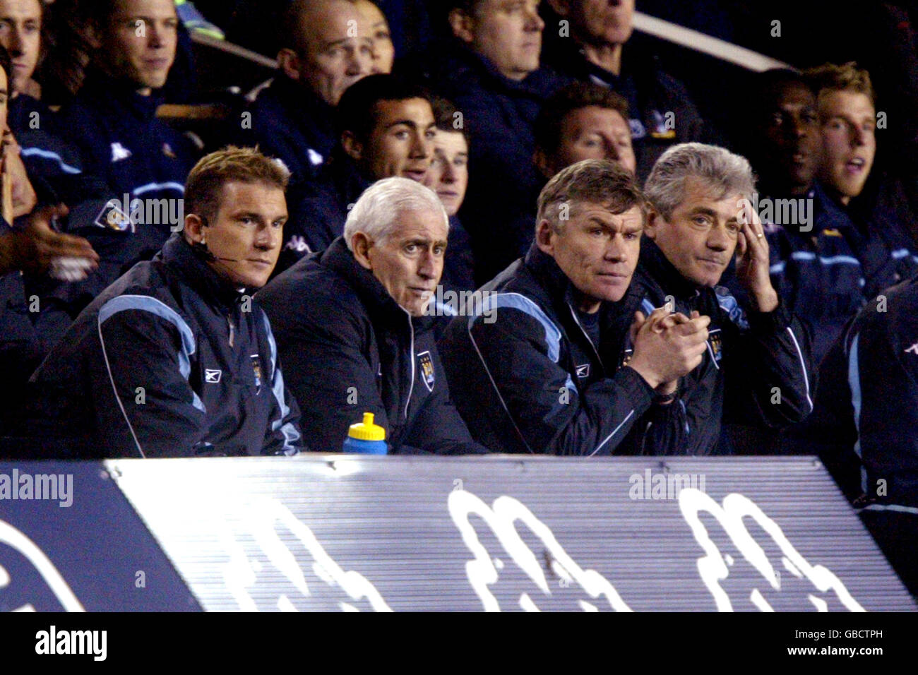 Football - coupe AXA FA - quatrième tour Replay - Tottenham Hotspur / Manchester City.Kevin Keegan, directeur de Manchester City, semble inquiet pendant la première moitié contre Tottenham Hotspur Banque D'Images