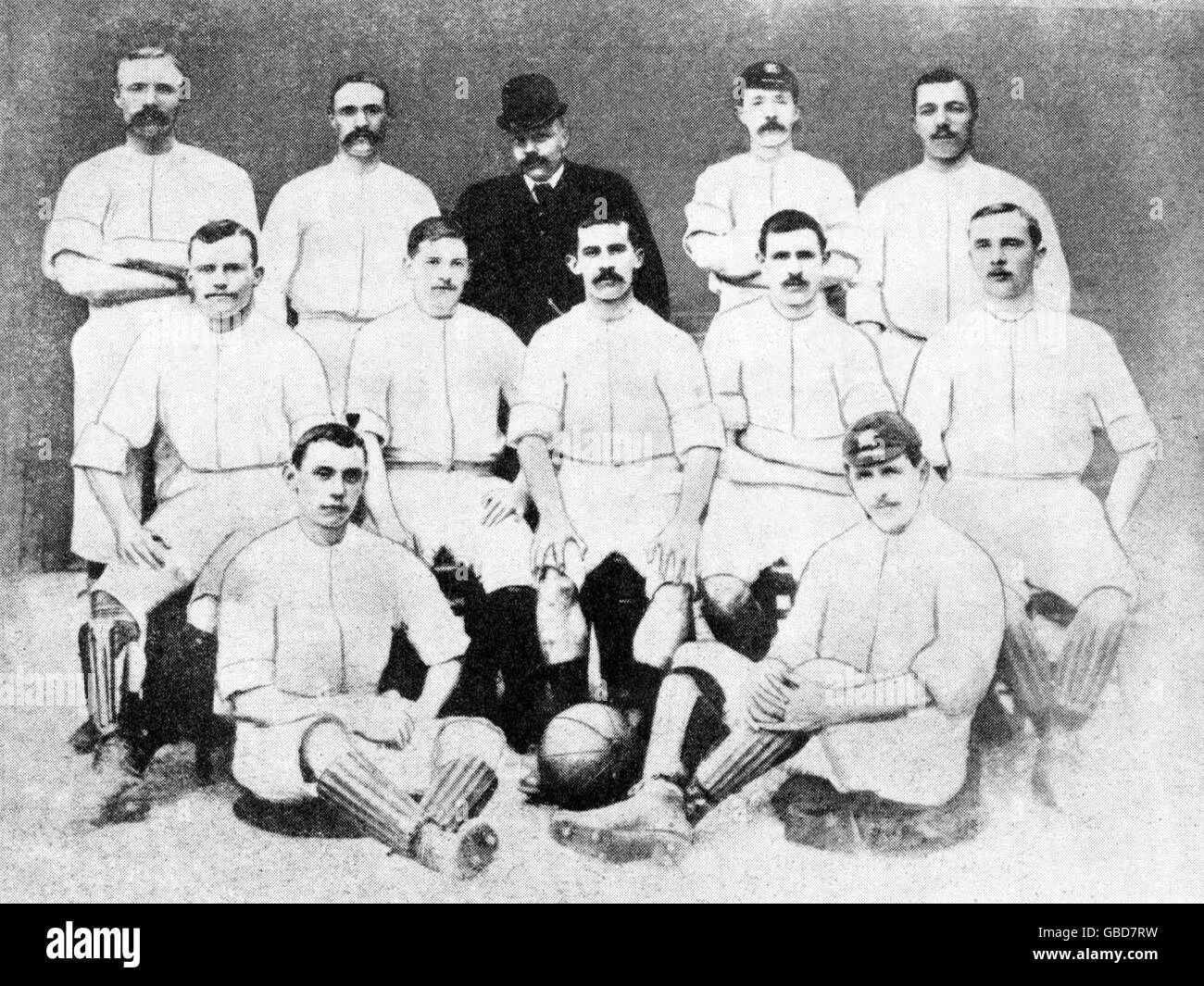 Équipe gagnante de la coupe FA de Blackburn Rovers : (rangée arrière, l-r) James Southworth, Jack Southworth, Jack Horne, George Dewar; (rangée du milieu, l-r) Joe Lofthouse, Henry Campbell, John Forbes, NAT Walton, Billy Townley; (première rangée, l-r) John Barton, Jimmy Forrest Banque D'Images