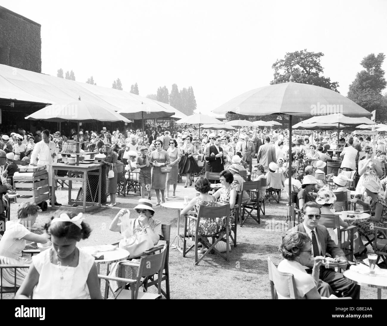 Tennis, All England Club, Londres. Vue générale sur le jardin de thé du All England Club. Banque D'Images
