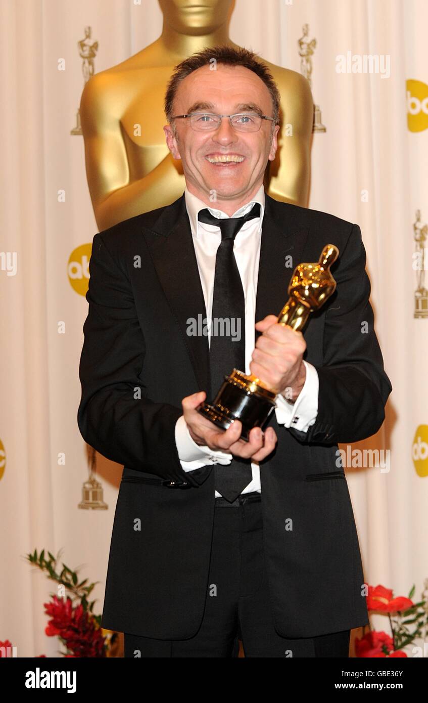 Danny Boyle reçoit le prix du meilleur directeur, reçu pour Slumdog Millionaire, lors du 81e Academy Awards au Kodak Theatre de Los Angeles. Banque D'Images