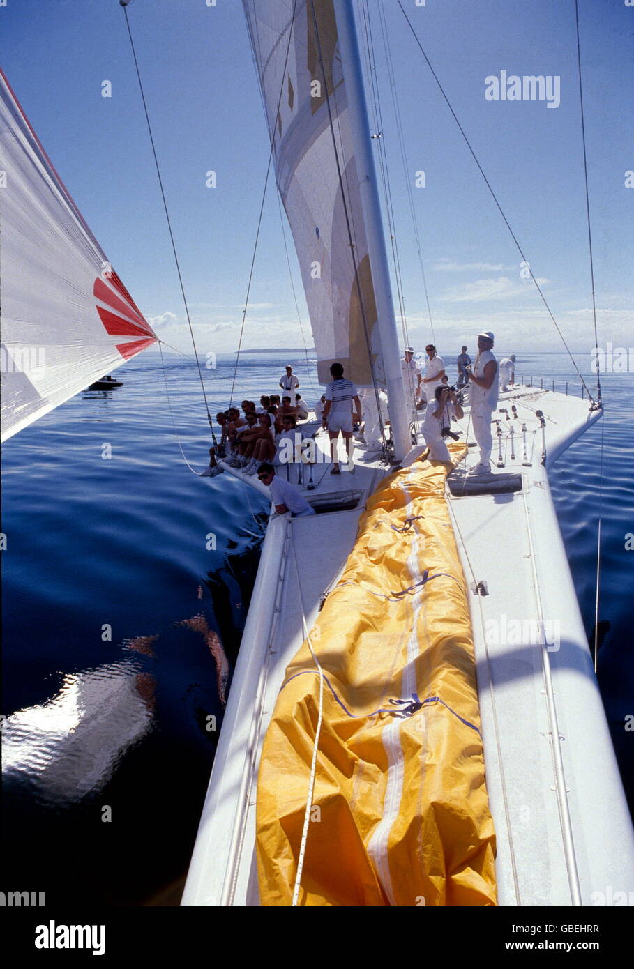 AJAXNETPHOTO. 1988. AUCKLAND, Nouvelle-zélande. - AMERICA'S CUP - KZ1, NOUVEAU CHALLENGER DE LA Nouvelle-zélande SUR LES ESSAIS AU LARGE DE AUCKLAND PHOTO:ADRIAN MORGAN/AJAX. REF:880143 Banque D'Images