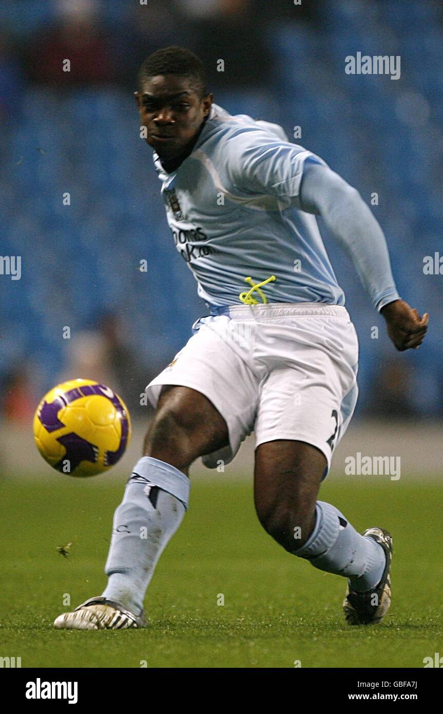 Maillot Domicile MANCHESTER CITY 2006/07 - Taille M - Neuf Avec Étiquettes - Flocage Micah Richards