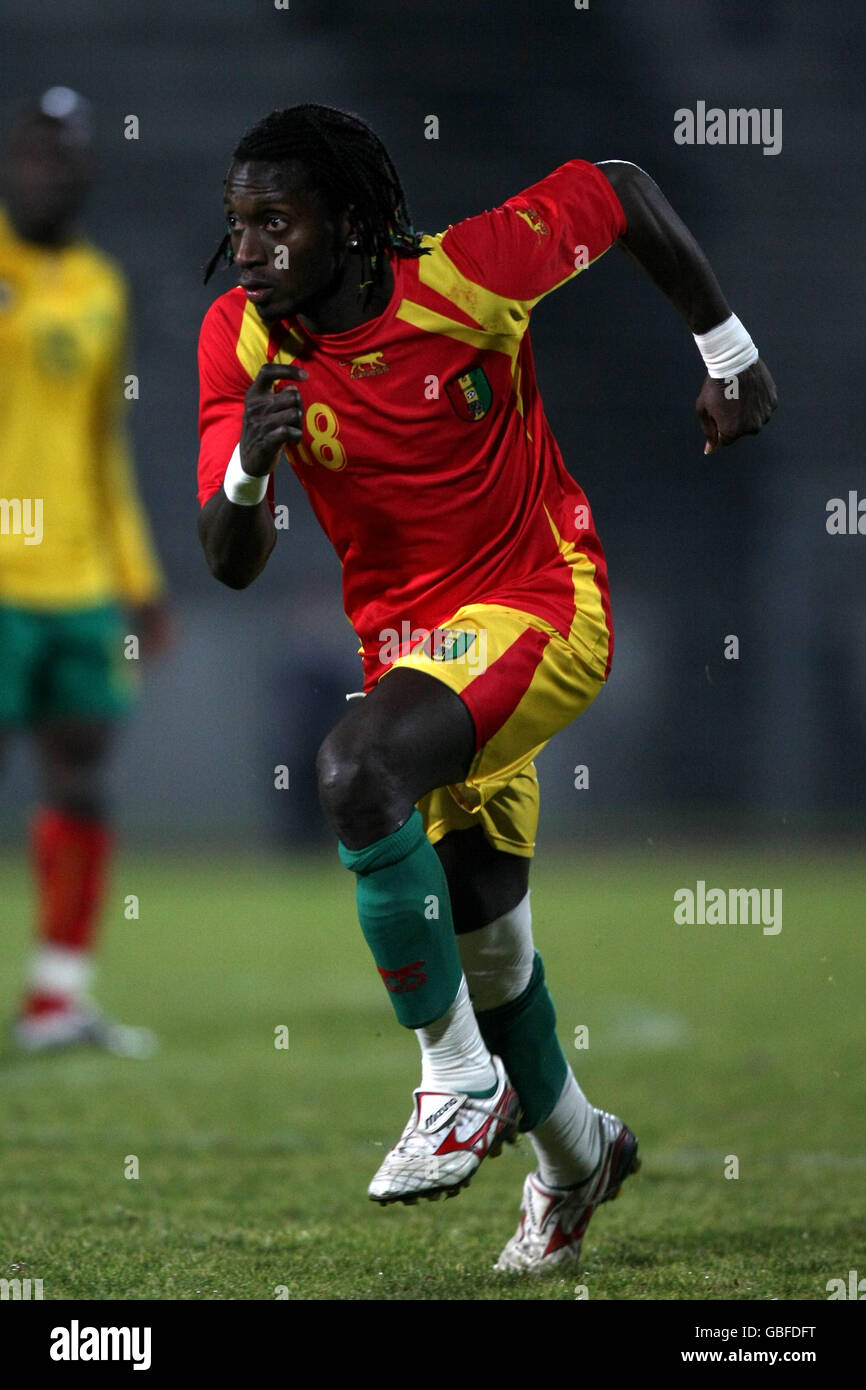 Football - International friendly - Cameroun / Guinée - Stade Robert Bobin. Samuel Johnson, Guinée Banque D'Images