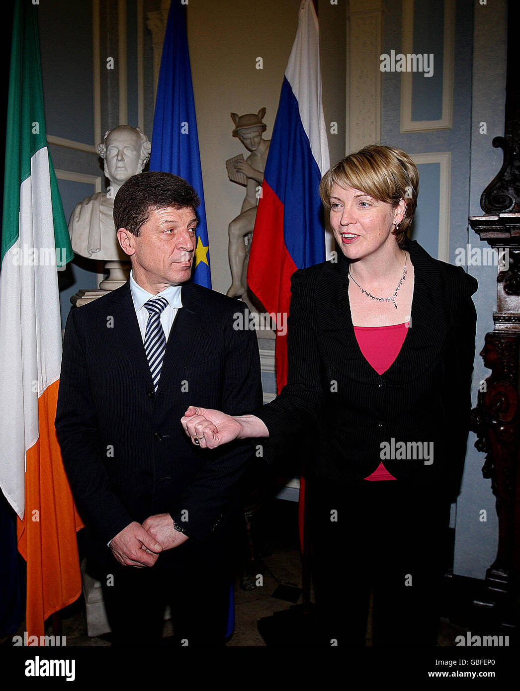 Le vice-premier ministre se rend en Irlande Banque D'Images