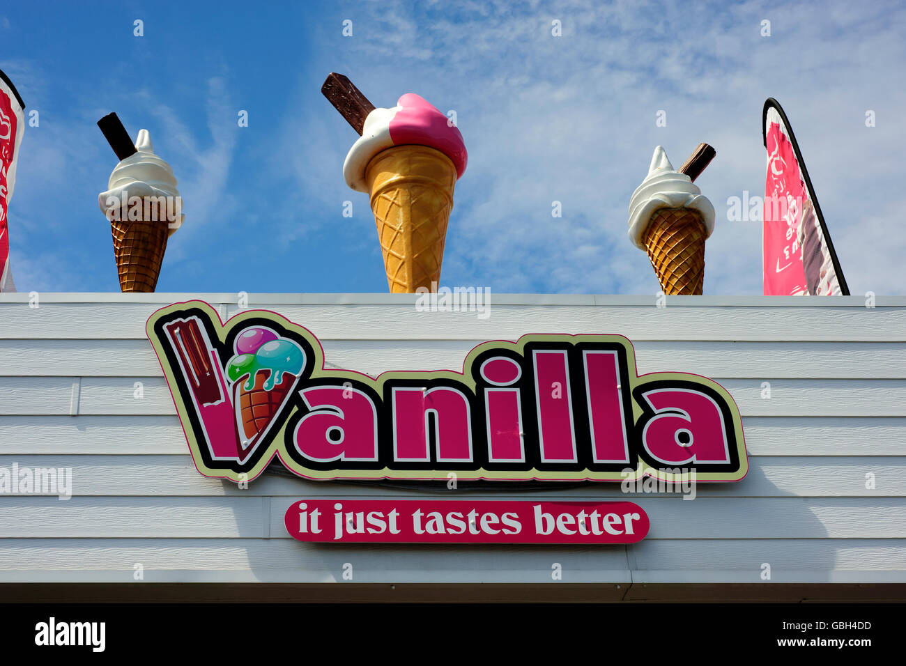 Grand modèle des glaces sur le dessus d'un café en angleterre southsea Banque D'Images