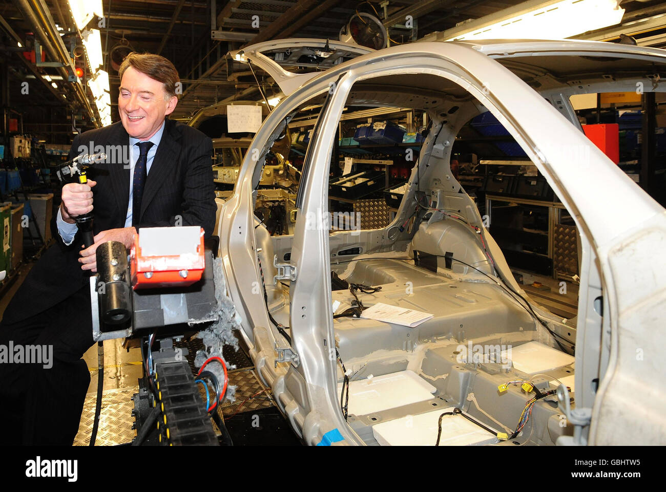 Mandelson dans Sunderland.Lord Mandelson, secrétaire d'entreprise, lors d'une visite de l'usine automobile de Nissan à Sunderland. Banque D'Images