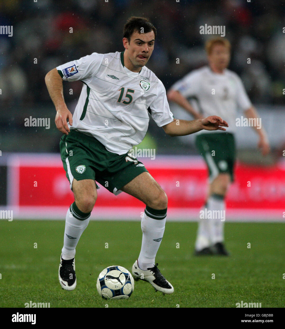 Darron Gibson de la République d'Irlande pendant le match de qualification de coupe du monde au Stadio San Nicola, Bari, Italie. Banque D'Images Darron Gibson de la République d'Irlande pendant le match de qualification de coupe du monde au Stadio San Nicola, Bari, Italie. Banque D'Images