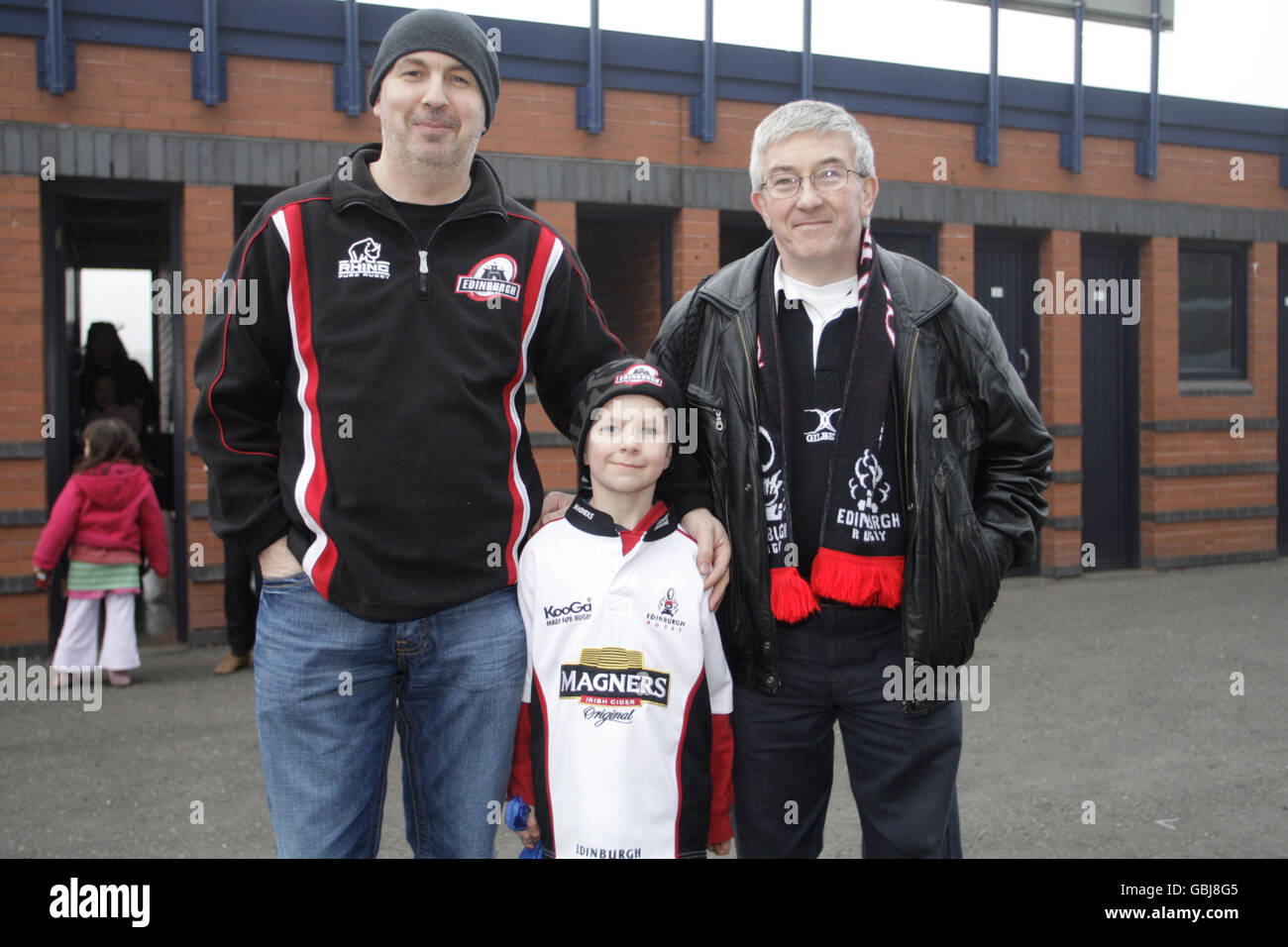 Rugby Union - The Magners League - Edinburgh / Cardiff Blues - Murrayfield.Les fans arrivent pour le match à Murrayfield Banque D'Images