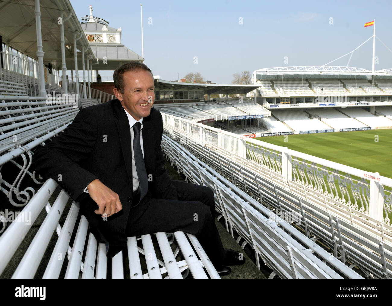 Andy Flower est nommé directeur de l'équipe de l'Angleterre lors d'une conférence de presse au Lord's Cricket Ground, Londres. Banque D'Images