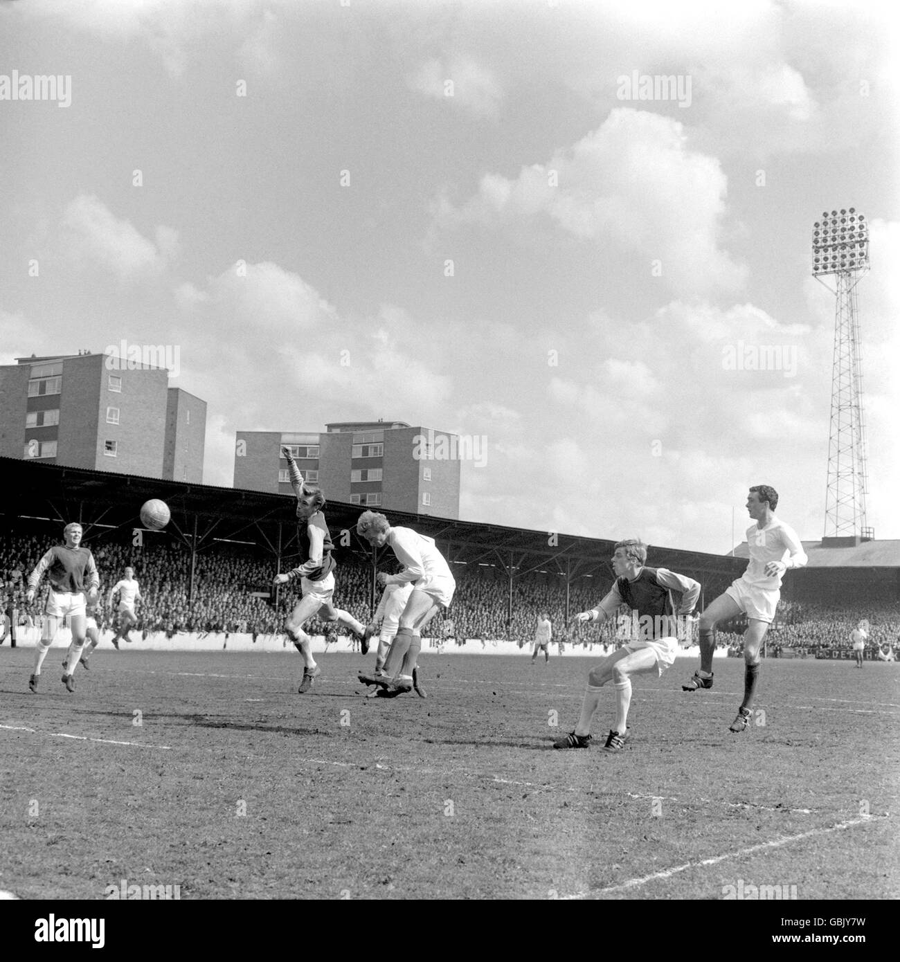 Football - Football League Division One - West Ham United v Manchester United - Upton Park - 1967 Banque D'Images