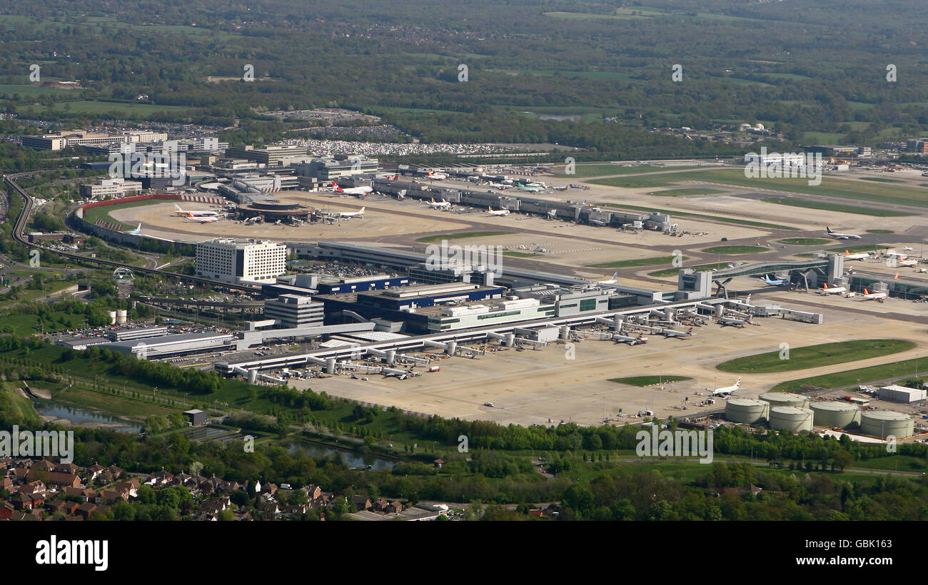 Vue générale depuis le nord de l'aéroport de Gatwick, Crawley, West Sussex. Banque D'Images