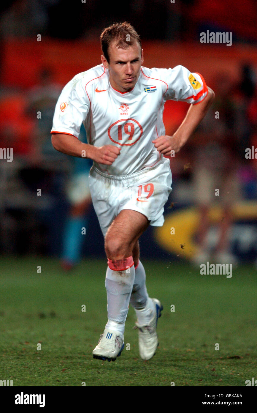 Football - UEFA European Championship 2004 - Quarter finals - Suède / Hollande. Arjen Robben, Hollande Banque D'Images