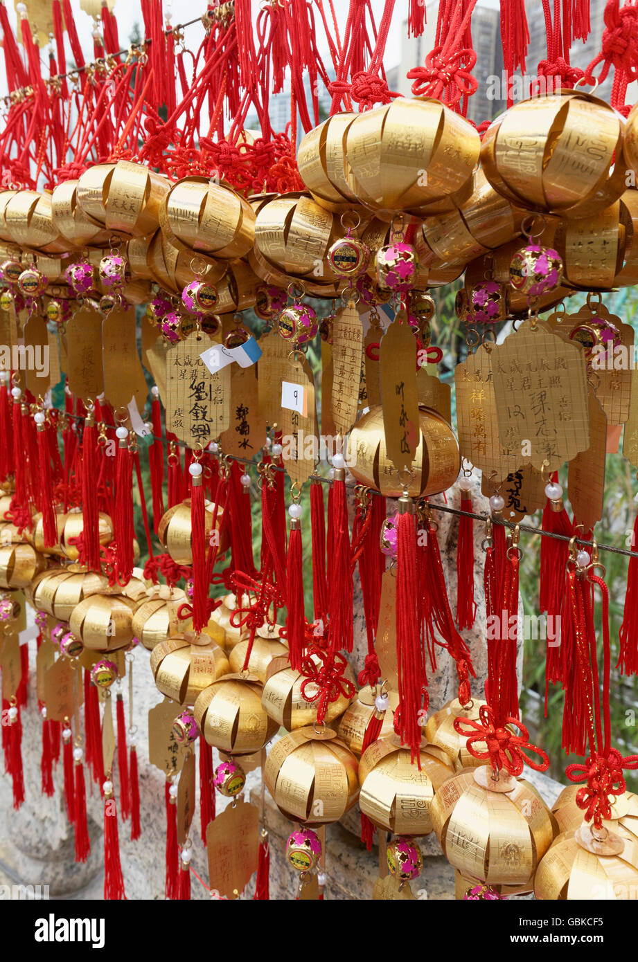 Galerie avec souhaite,,, Taoïste ou Sik Sik Yuen Wong Tai Sin Temple ou, à Hong Kong, Chine Banque D'Images