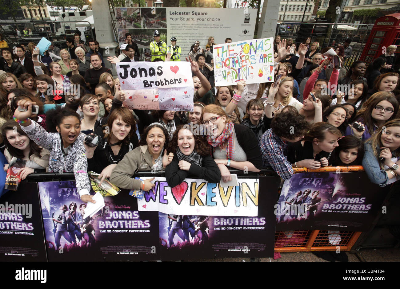 "Jonas Brothers : The 3D Concert Experience' Premiere - Londres Banque D'Images