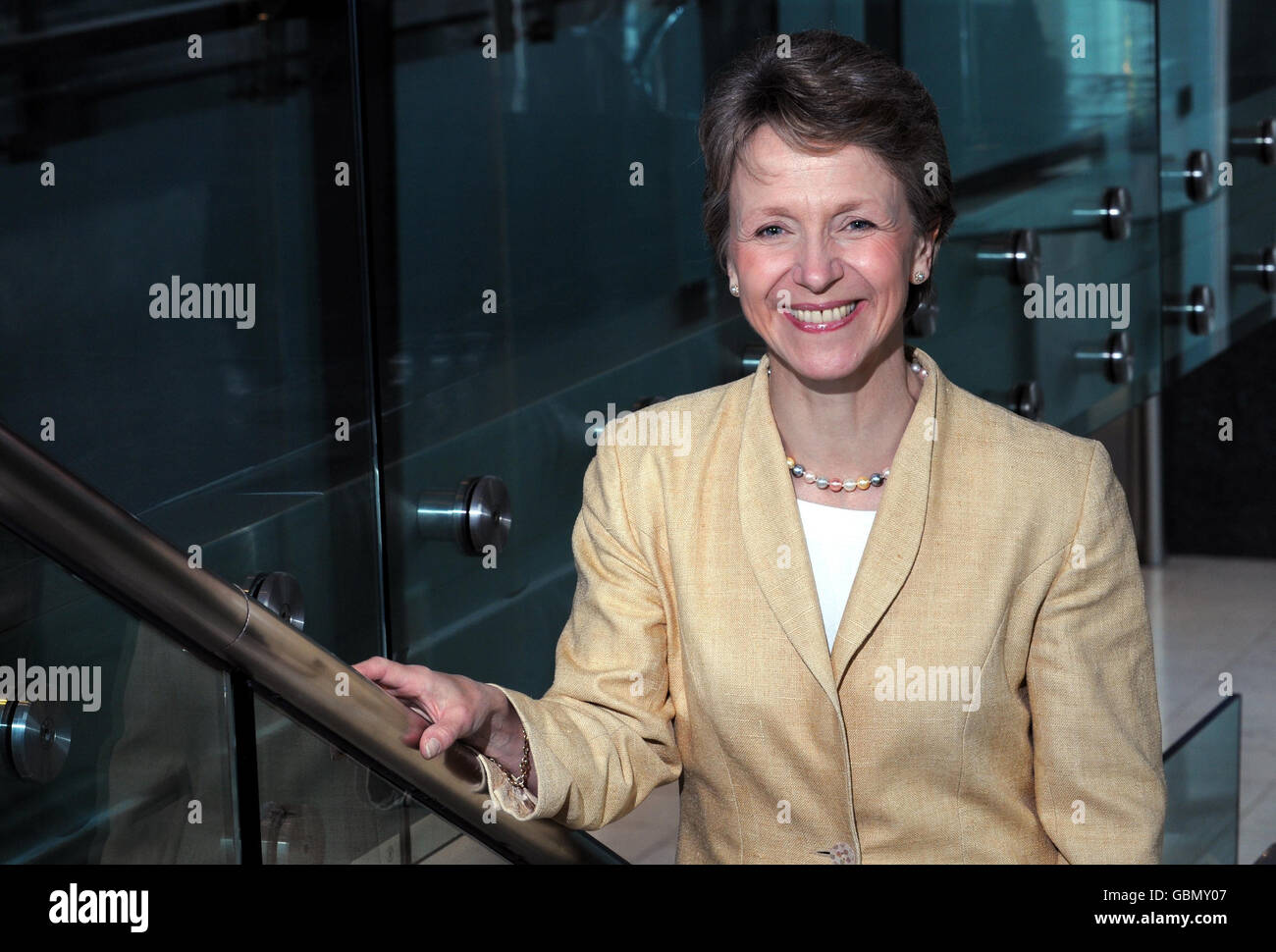 Helen Alexander CBE, au centre, conseillère principale de bain Capital, sera nommée première présidente de la Confédération de l'industrie britannique la semaine prochaine. Banque D'Images