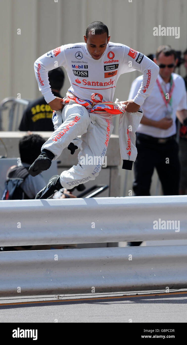 Course automobile Formula One - Grand Prix de Monaco - qualification - circuit de Monaco.Lewis Hamilton, de la Vodaphone McLaren, arrive sur le circuit lors d'une séance de qualification au circuit de Monaco, Monte Carlo, Monaco. Banque D'Images