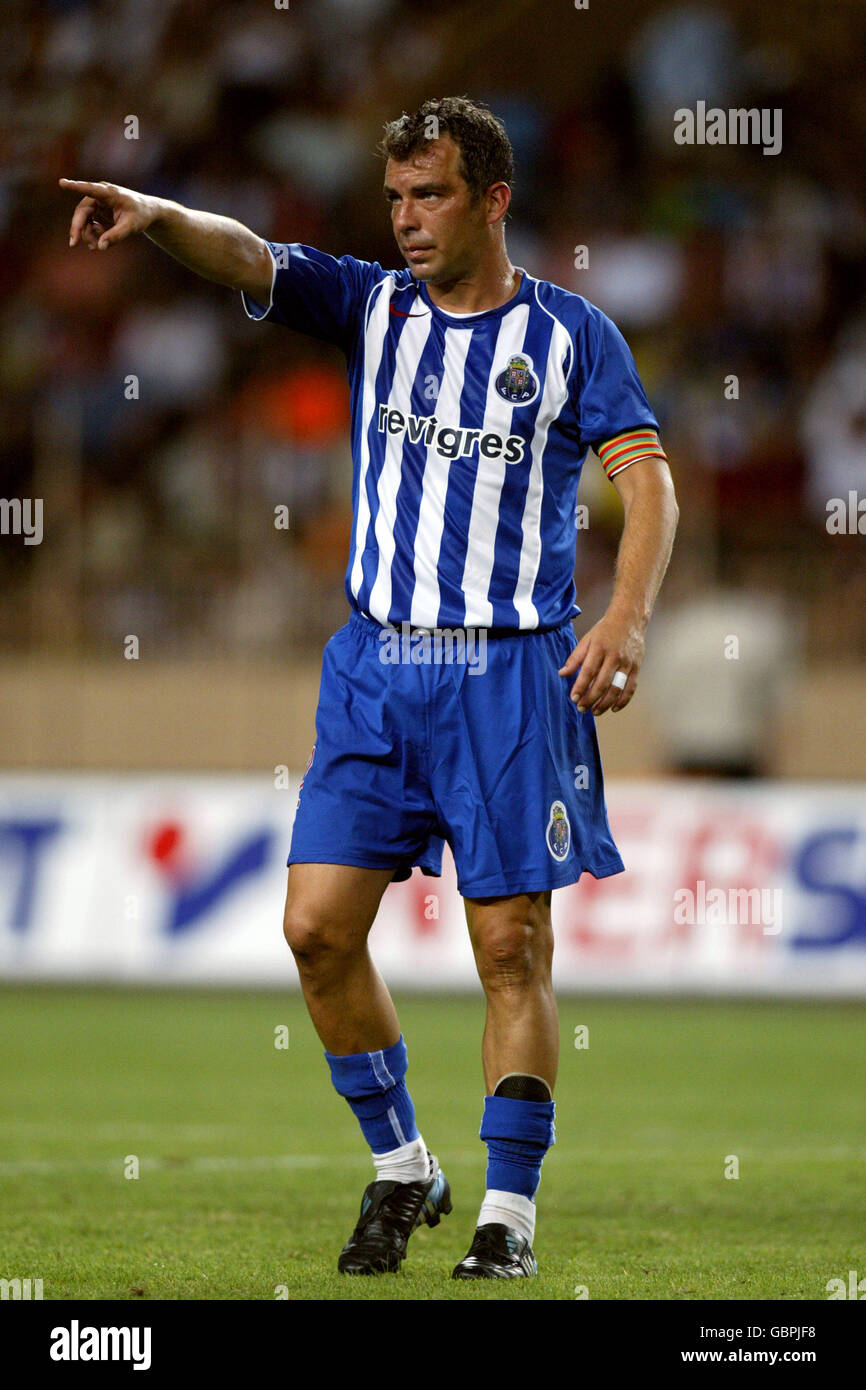 FC porto vs FC Valencia 1a2 finale de la super coupe d'Europe 2004 a Monaco