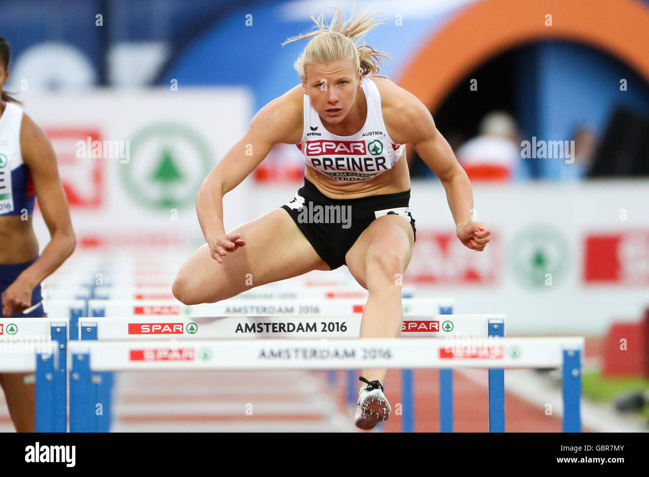 Amsterdam, Pays-Bas. 08 juillet, 2016. De l'Autriche, French and Verena participe à l'heptathlon 100m haies aux Championnats d'Europe d'athlétisme au Stade olympique à Amsterdam, Pays-Bas, 08 juillet 2016. Photo : Michael Kappeler/dpa/Alamy Live News Banque D'Images