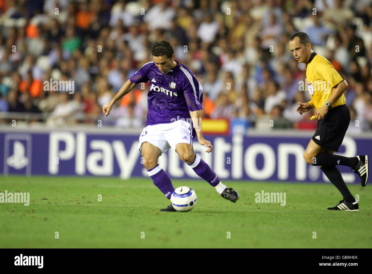 Football - Ligue des champions de l'UEFA - Groupe G - Valence / Anderlecht. Glen de Boeck, Anderlecht Banque D'Images