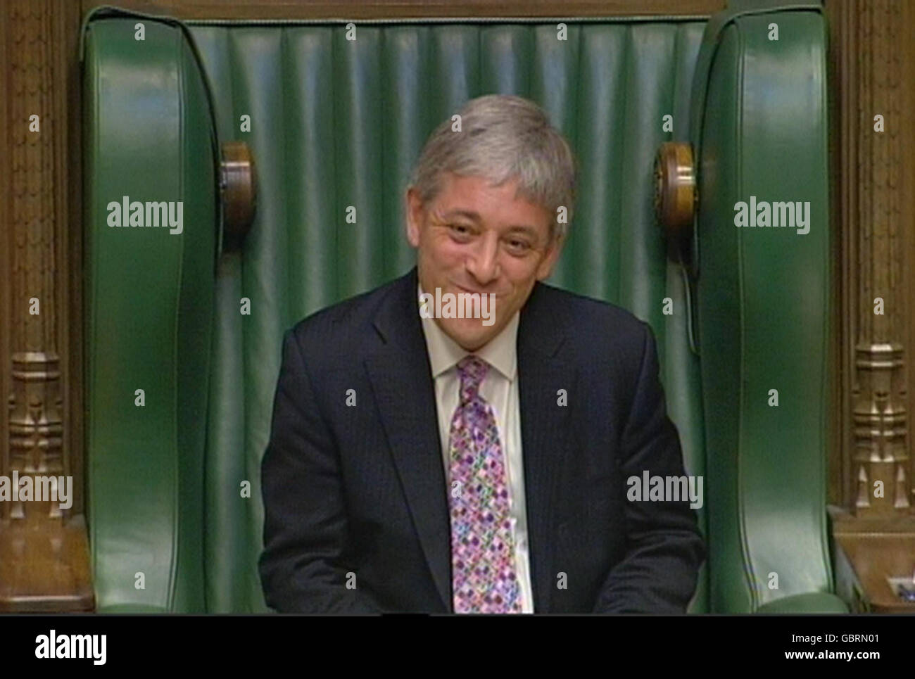 Le député John Bercow écoute le premier ministre Gordon Brown qui rend hommage au nouveau président de la Chambre des communes. Banque D'Images