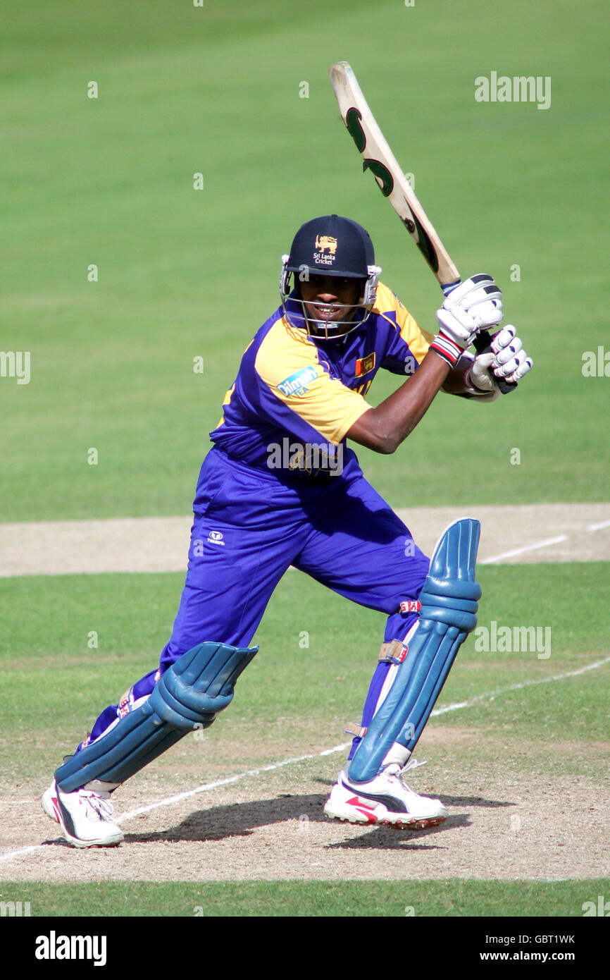 Cricket - Trophée des champions de l'ICC 2004 - Sri Lanka / Zimbabwe. Saman Jayantha, Sri Lanka Banque D'Images