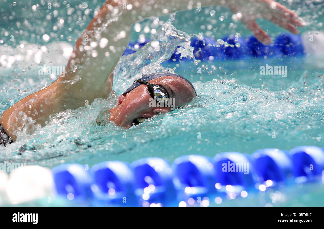 Alice McCall en action lors des Championnats nationaux de natation Scottish Gas National Open 2009 au centre de loisirs de Tollcross Park, Glasgow, Écosse. Banque D'Images