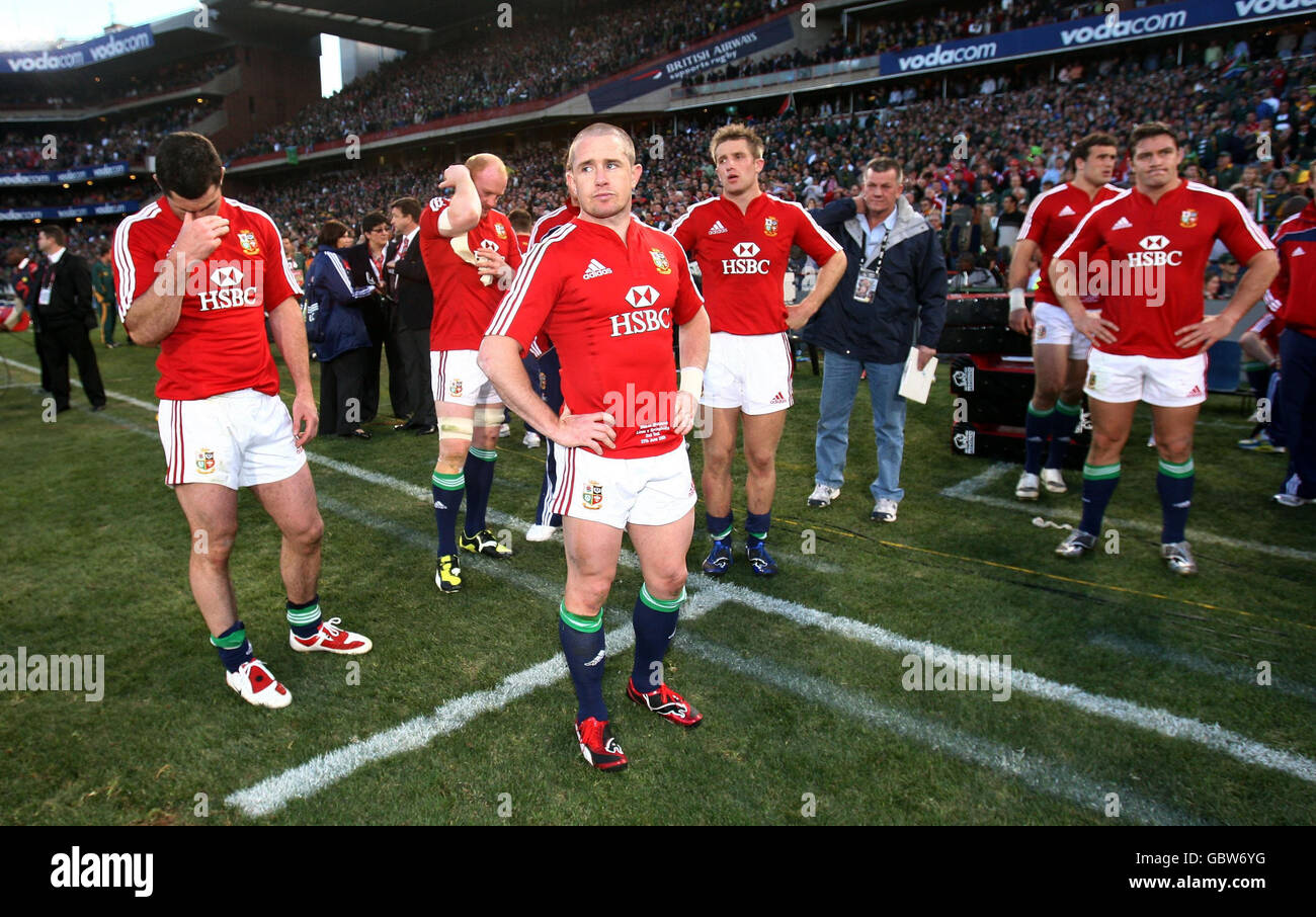 (Gauche-droite) les Lions britanniques et irlandais Rob Kearney, Martyn Williams, Shane Williams, Luke Fitzgerald, Jamie Roberts et David Wallace ont été abattus après le deuxième match de test à Loftus Versfeld, Pretoria, Afrique du Sud. Banque D'Images