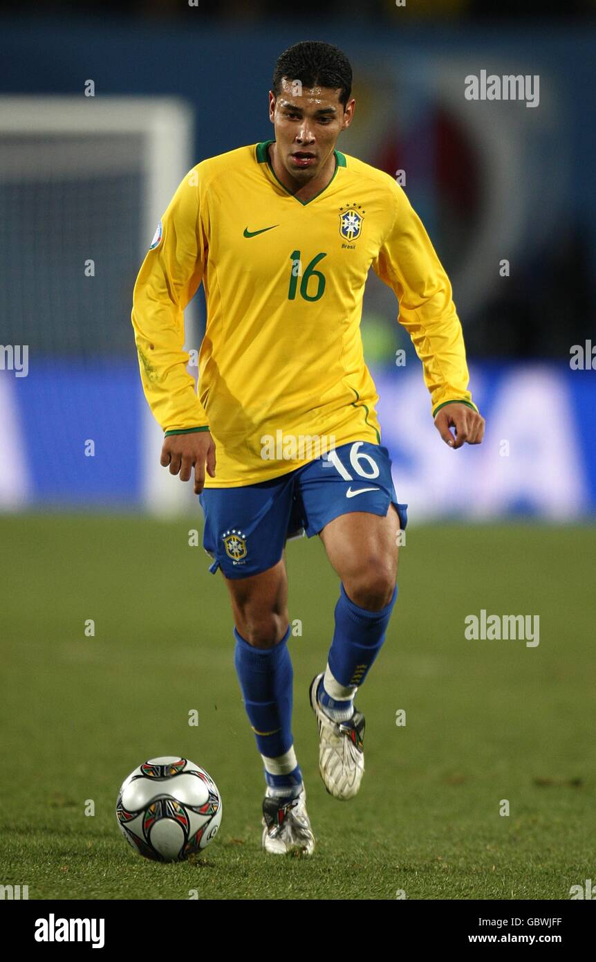 Football - coupe des Confédérations de la FIFA 2009 - finale - États-Unis / Brésil - Ellis Park. Andre Santos, Brésil Banque D'Images