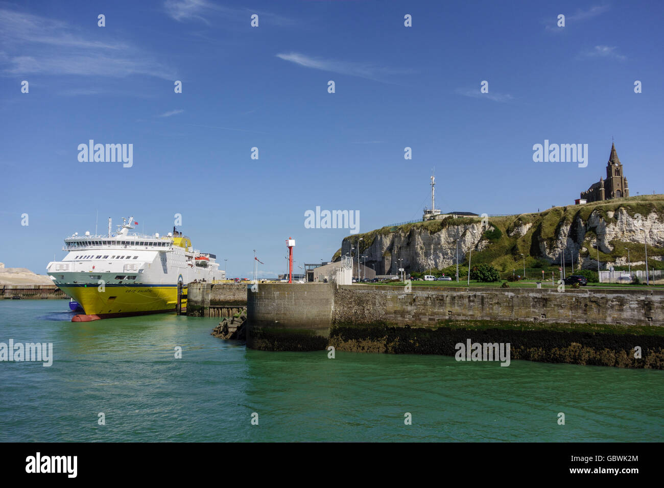 Vue sur le Port de Ferry de Dieppe, Seine Maritime, Haute Normandie, France Banque D'Images