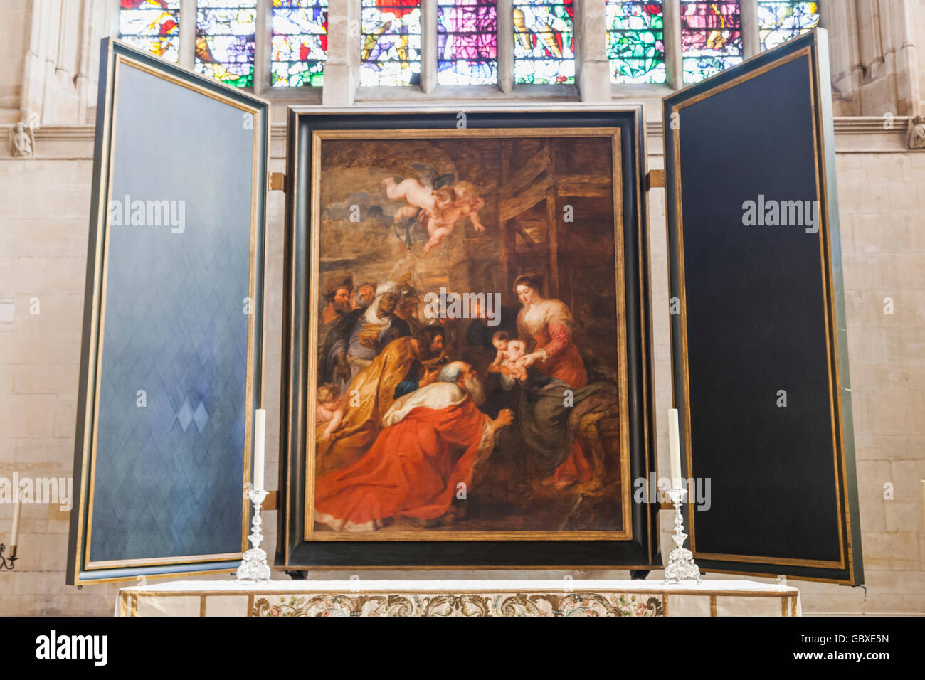 L'Angleterre, Cambridge, Cambridgeshire, King's College Chapel, le retable intitulé 'l'Adoration des Mages" de Rubens Banque D'Images