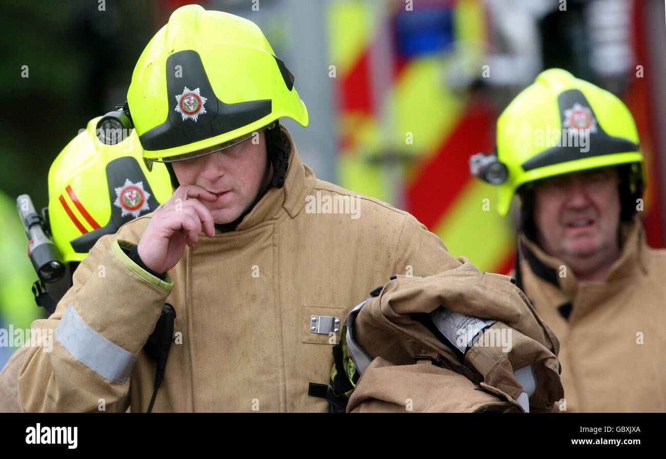 Pompier mort après le feu de pub.Vue générale de la scène à l'extérieur du pub Balmoral à Édimbourg où un pompier est mort alors qu'il combattait un incendie. Banque D'Images