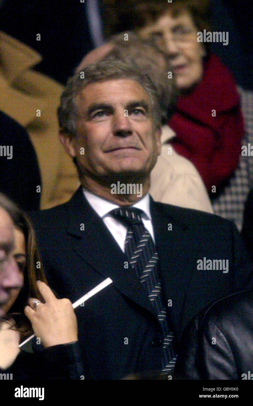 Soccer - Brian Clough Memorial Service - Pride Park. Trevor Brooking au service commémoratif de Brian Clough Banque D'Images