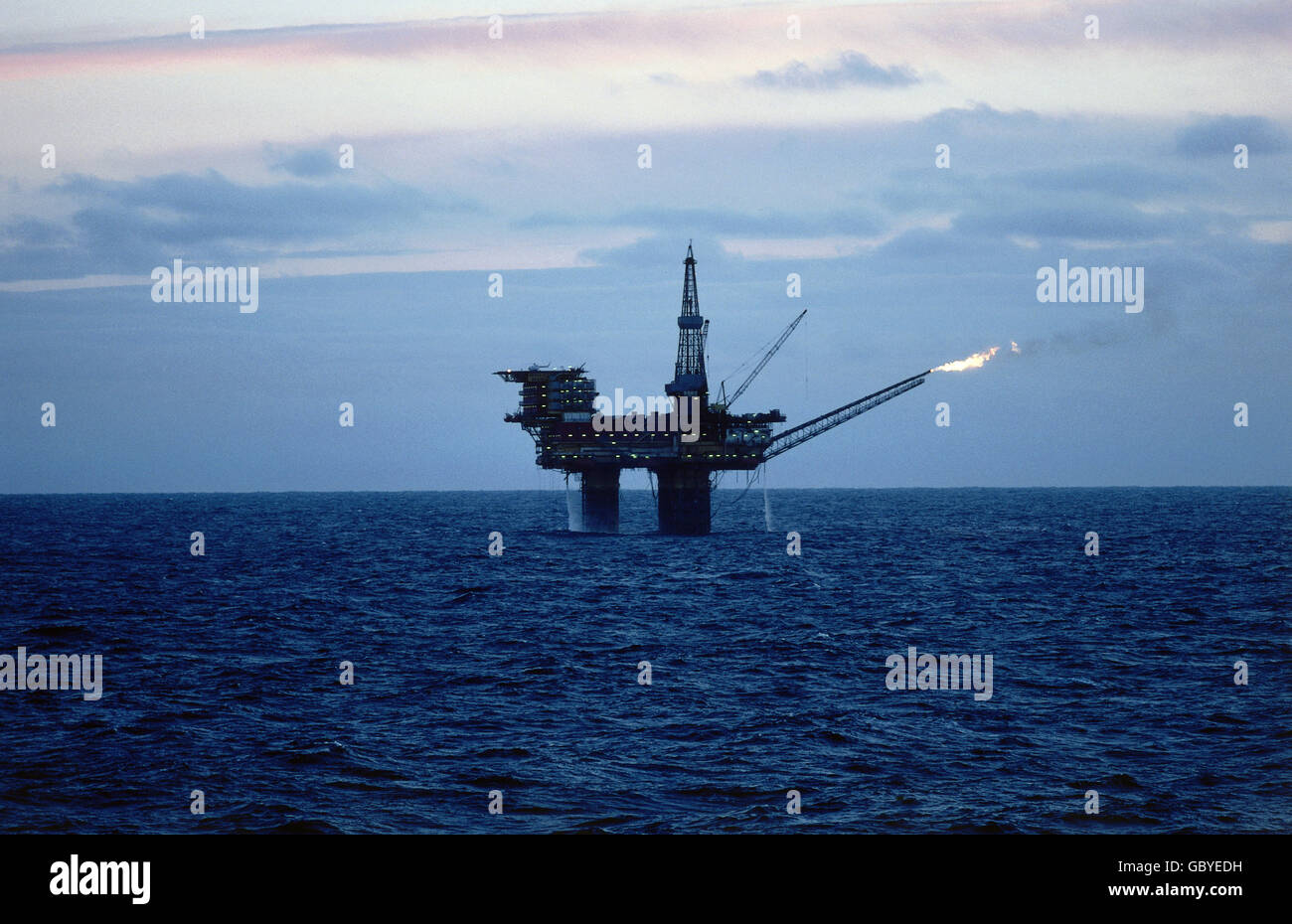 Industrie, pétrole, plate-forme de forage en mer, plate-forme de forage Brent B, nord-est de l'Écosse, 1978, droits additionnels-Clearences-non disponible Banque D'Images