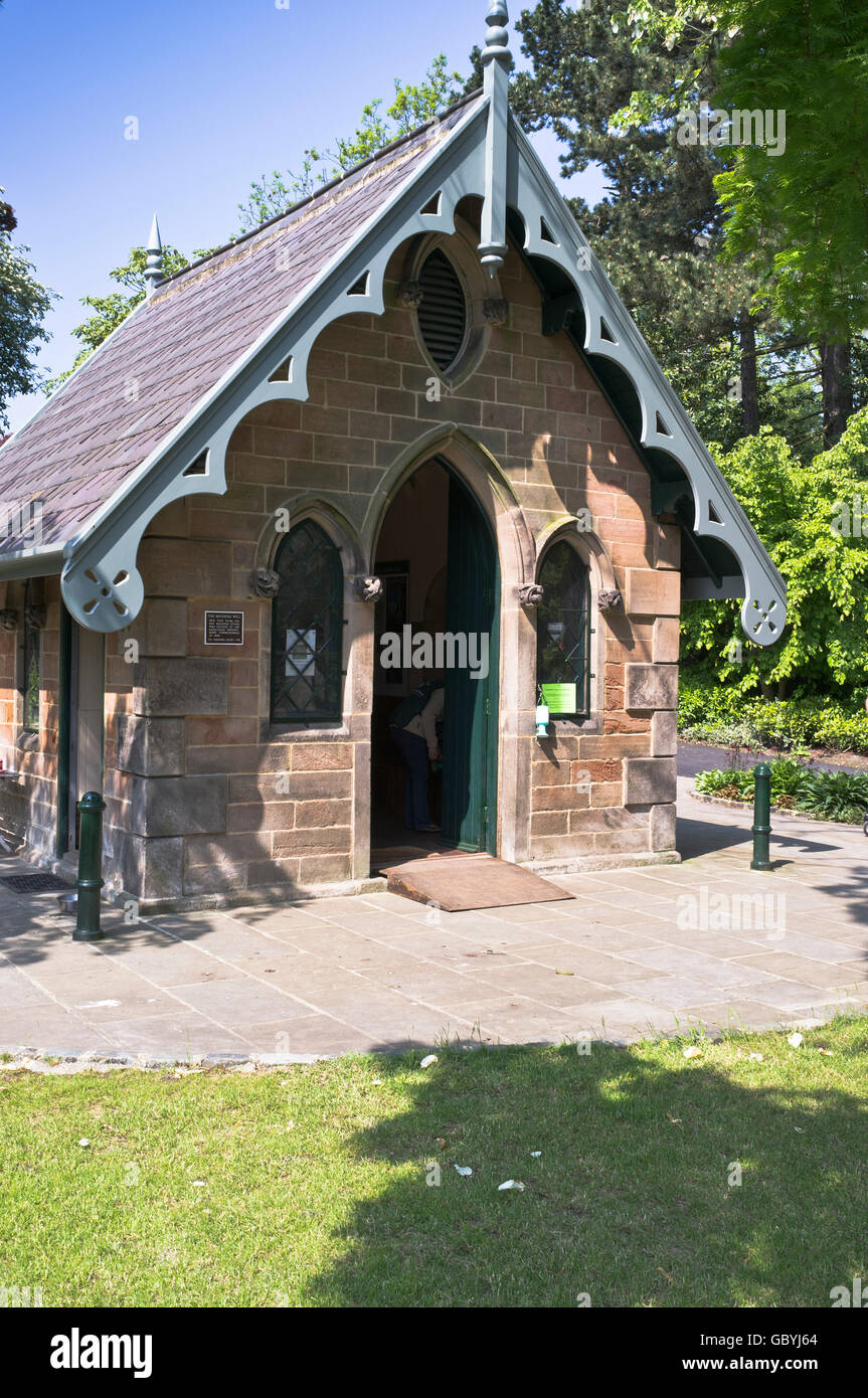 dh Valley Gardens HARROGATE NORTH YORKSHIRE restauré Old Magnesia Well Pump Room spa source d'eau Banque D'Images