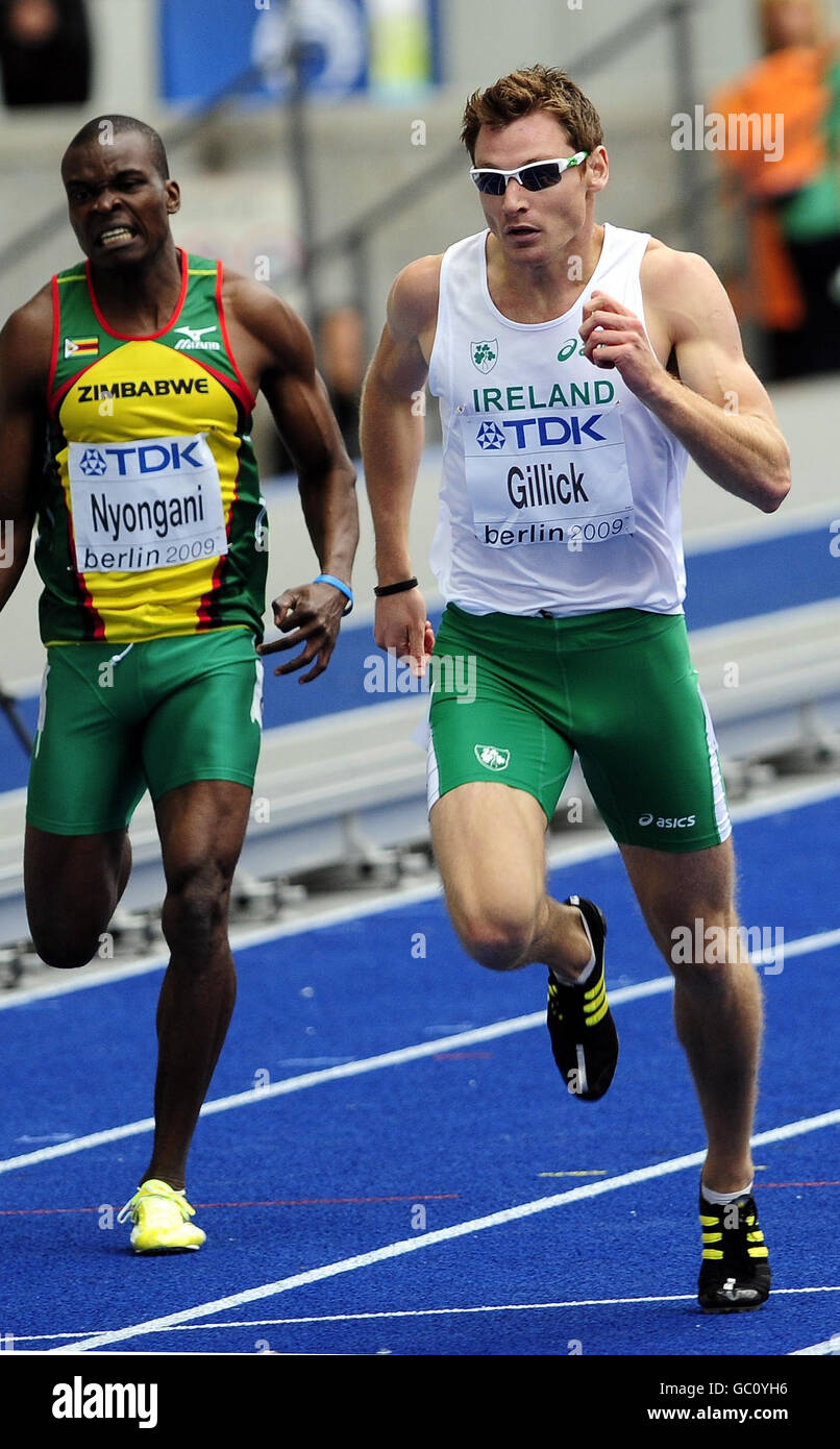 David Gillick, de la République d'Irlande, participe à l'ouverture du 200 m masculin lors des championnats du monde de l'IAAF à l'Olympiastadion, à Berlin. Banque D'Images
