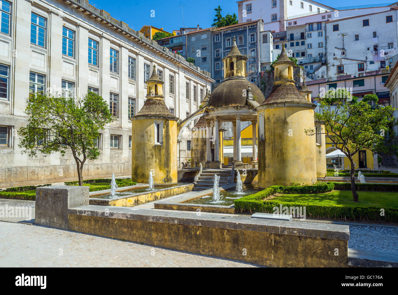 Jardim da Manga de le Monastère de Santa Cruz à Coimbra. Beira Litoral, Portugal. Banque D'Images